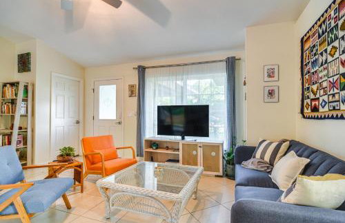 Lovely St Petersburg Home with Backyard Oasis - Foto 4