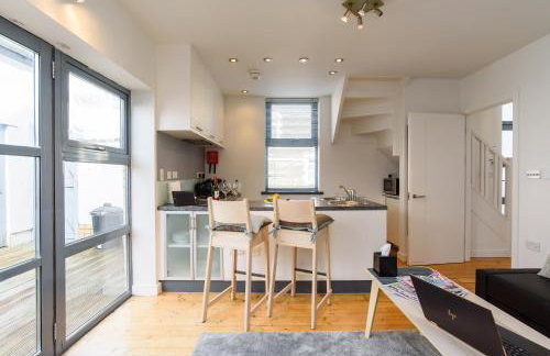 City Retreat, 2 Bed House with Cloudstream Hot Tub - Foto 13