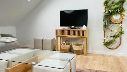 Élégant T4 lumineux en centre-ville - Foto 3