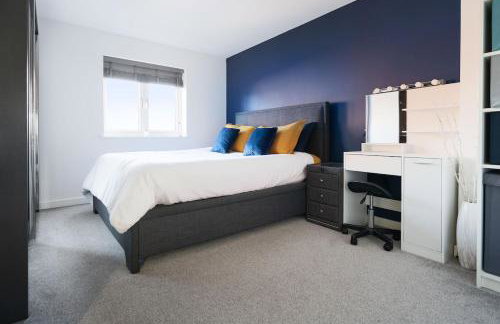 3 Bedroom House - Sleeps 8 - Driveway Parking - Foto 25