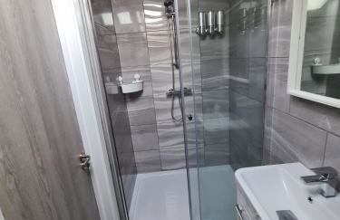 SAV 5 bedroom Executive detached house in Leiceste - Photo 38