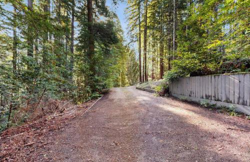 Deep Woods Hideaway - Photo 24