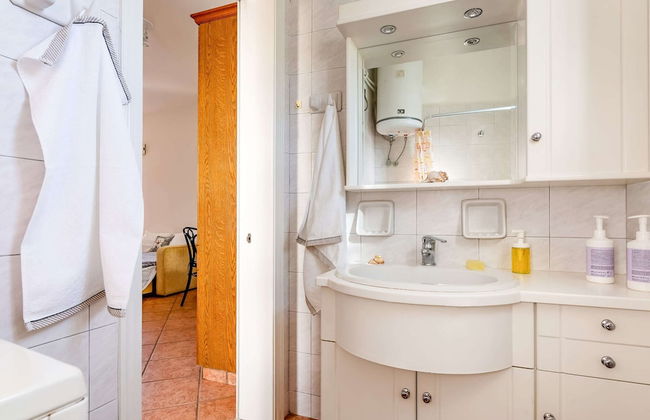 Alluring Cottage in Porto Rafti With Balcony - Foto 21