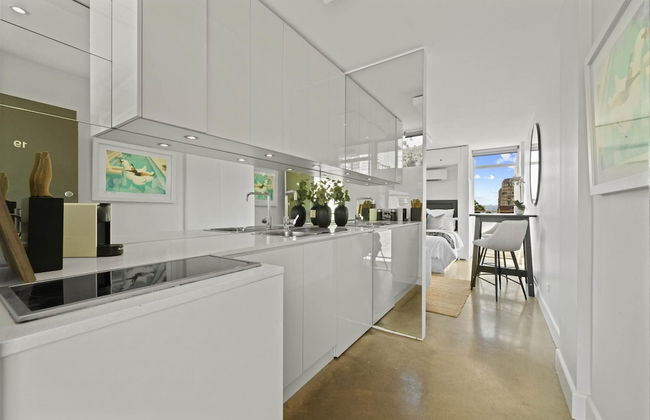Modern Potts Point Studio - Photo 13