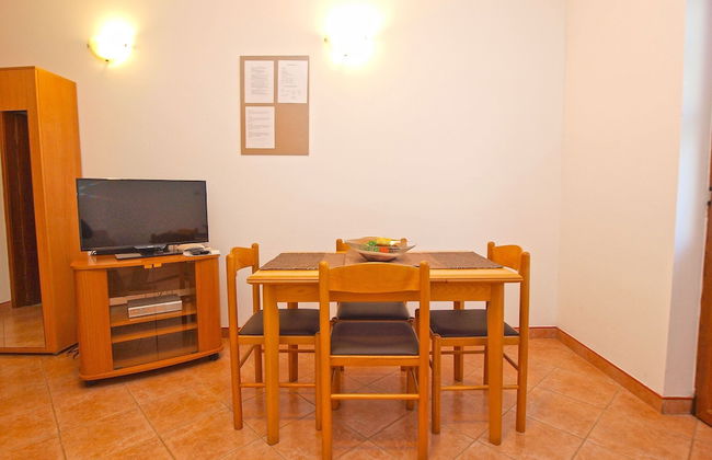 Apartment 1136 - Photo 7