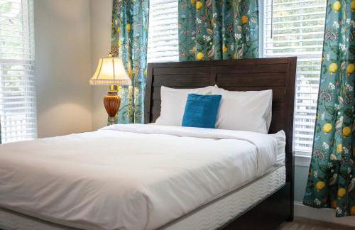 Sojourn Beautiful Family Home with Backyard in Ghent - Foto 48