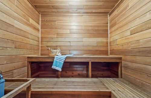 Large 2 Floor Condo, Pool Pass, Beach Club, walk to Shanty Creek - Foto 29