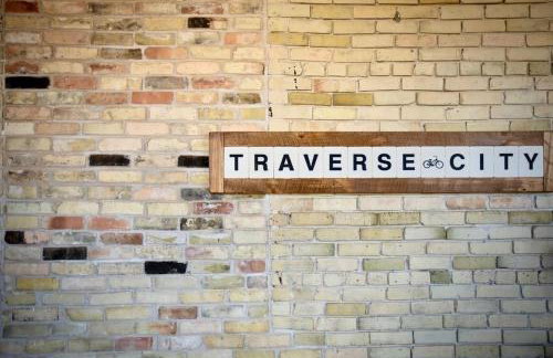 Top of The Peak: Downtown Gem! Steps to Beach - Foto 28