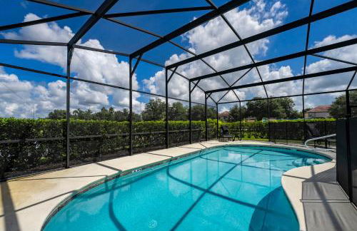 Modern 5BD, 4BA pool home in a golf resort community of Providence - Foto 2