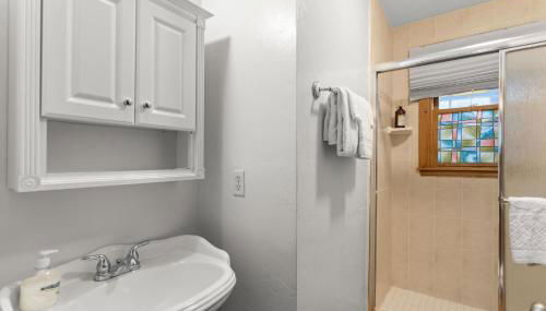 Cozy Townhome Near UF Campus - Foto 2