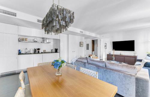 Elegant Midtown Retreat, City Views, Steps to Times Square - Foto 31