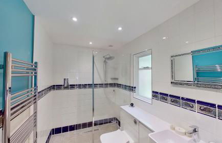 2 Claremont - Photo 27