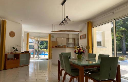 Villa Luxe Arnage aux portes du Circuit Piscine Chauffée - Foto 8