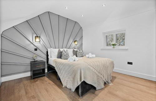 The Oak Sty - 2 Bed Countryside Cottage Escape in Durley with Hot Tub, Unique rural retreat, Private Parking, Sleeps 4 & Pet friendly - By Blue Puffin Stays - Photo 3