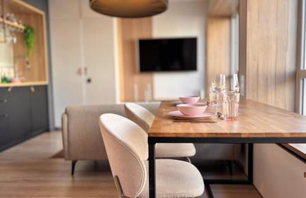 Lost inn Lyon Part dieu -Entre centre ville et gare part dieu -Netflix - Foto 2