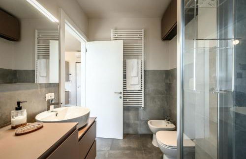 Tiny House Tower - Photo 47