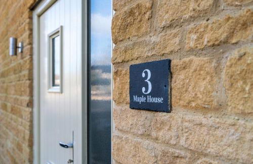 Maple House - Photo 35