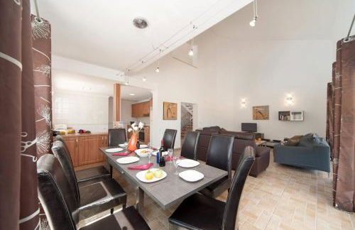 0339 Villa Fresno - Photo 18