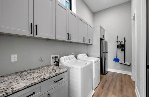 The High Life with Concierge Services - Foto 51