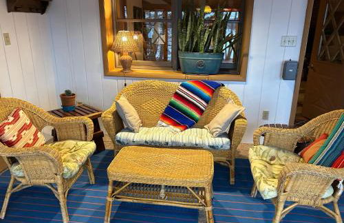 Lakefront Cabin Pvt Beach and Dock - Sunset Marina - Foto 23