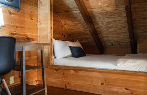 Modern Cabin with Luxury Gym, Firepit + Game Room! - Foto 47