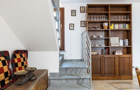 2 Bedroom Amazing Home In Orentano - Foto 16