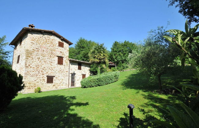 Holiday House with Pool & Large Garden Overlooking Lake near Tuscany - Photo 36