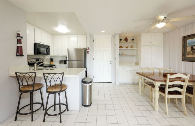 Oceanside Beach Condos - Photo 44