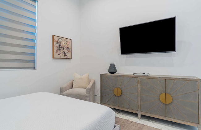 Sleeps 26 Pool, Hot Tub, Pickleball & Putting Green Bravo Villa #12 by Avantstay - Foto 69