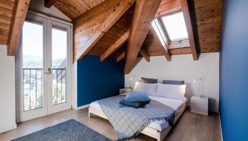 Modern Luxury Attic - byMyHomeInComo - Foto 2