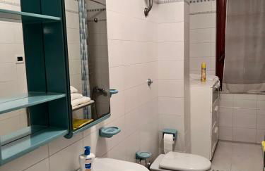 Casa di Zoe apartment - Punto di sosta x bikes auto e moto a 20 minuti dall'autostrada - parcheggio privato - giardino con barbecue - - Foto 29