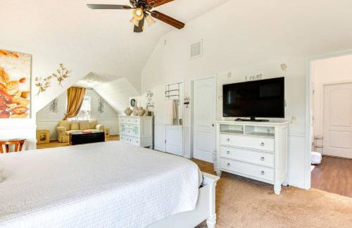 Luxury Hamptons 5BR Oasis with Pool Retreat - Foto 9