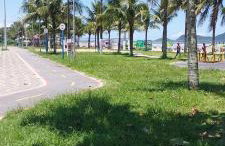 CASA DE PRAIA COM DUAS PISCINAS E GARAGEM - Foto 11