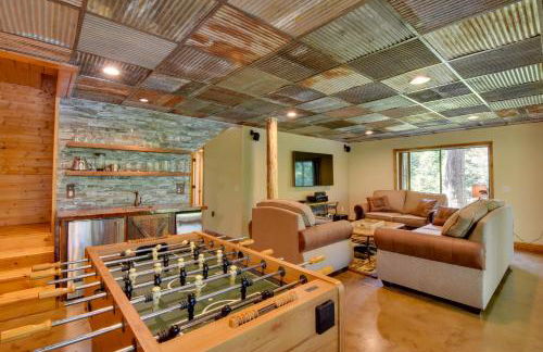 Lakefront Six Mile Vacation Rental with Dock - Foto 9