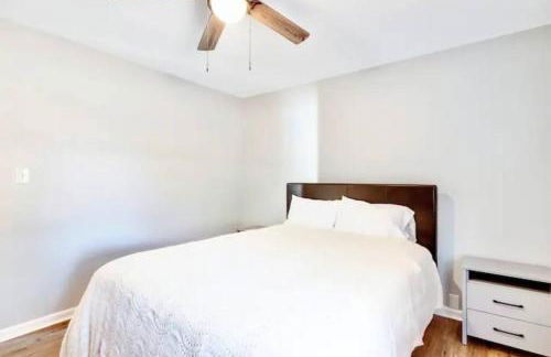 North Raleigh Private Retreat - Foto 27