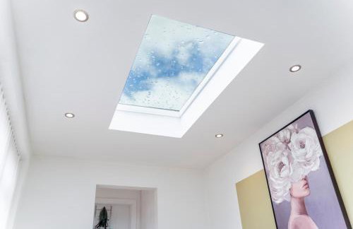 Stylish House - Sleeps 7 - Free Parking, Fast WiFi and Smart TV - Contractors, Groups and Long Stays Welcome by Yoko Property - Foto 27