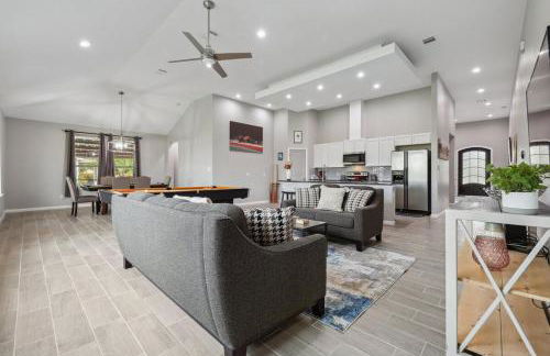 Modern Escape in Cedar Creek - Foto 28