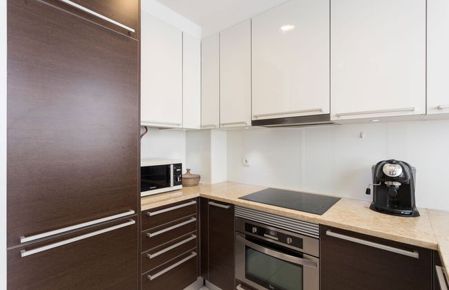 Rossio Penthouse Three-Bedroom Apartment w/ River View and Parking - by LU Holidays - Photo 24