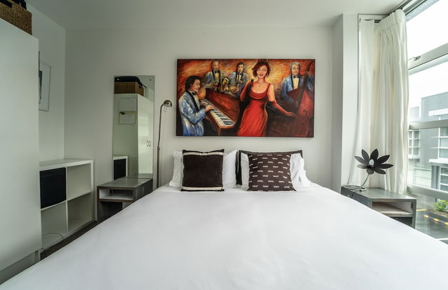 The Hutch - Top Spot - Photo 4