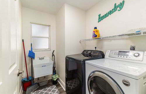 Montserrat House with Pool & Toys - Fenced in Backyard - Foto 18