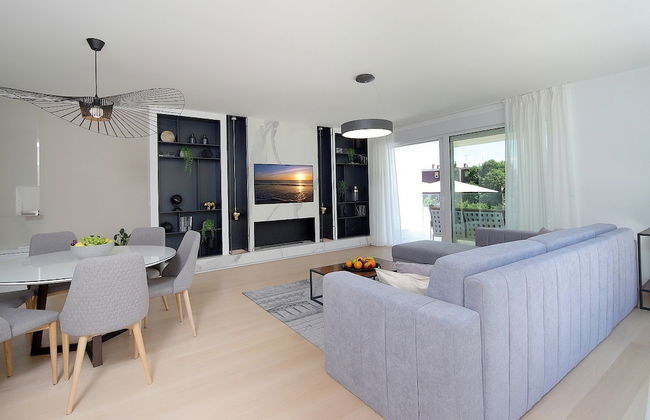 Designed Apartment with Swimming Pool - Foto 19