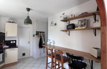 Aux portes du circuits - Photo 5