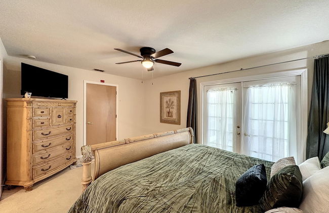 Lovely 3 bed Condo Near Disney Quiet Community - Photo 18