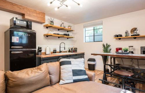 Awaken Your Senses King Bed BSU Parking - Foto 10