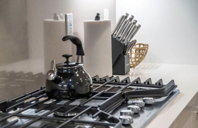 Private Bedroom With Bathroom Central Location - Foto 24