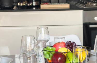 Modern Hoxton 2 Bed, 2 Bath Apartment with Balcony Sleeps 6 - Foto 8