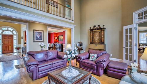 Secluded Acworth Mansion with Pool and Game Room! - Foto 5