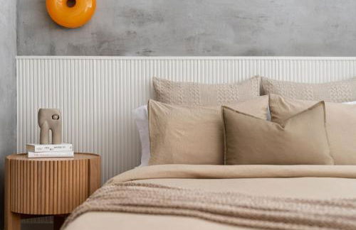 Cozy Loft Near SOCO, Downtown! Parking, Dogs OK, WiFi - Foto 1