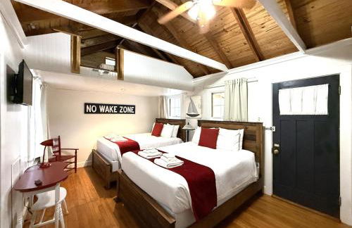 Cottage 8-9 - Stand Alone 2 Bedroom 2 Bath Private Courtyard Pet Friendly with Fee - Photo 2