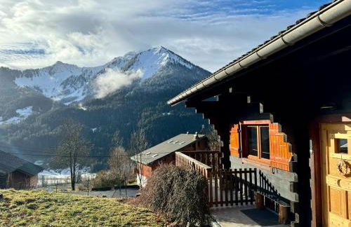 Charming, cosy chalet nestled in a breathtaking surrounding with spectacular, stunning mountain views - Foto 3